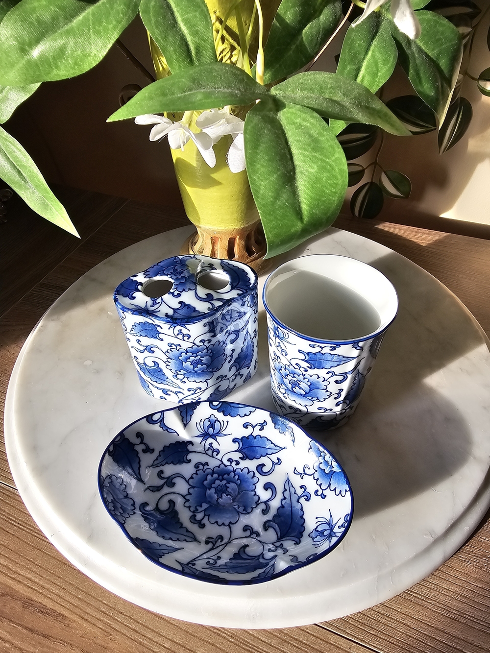 Chinoiserie Blue and White Porcelain Bathroom Set